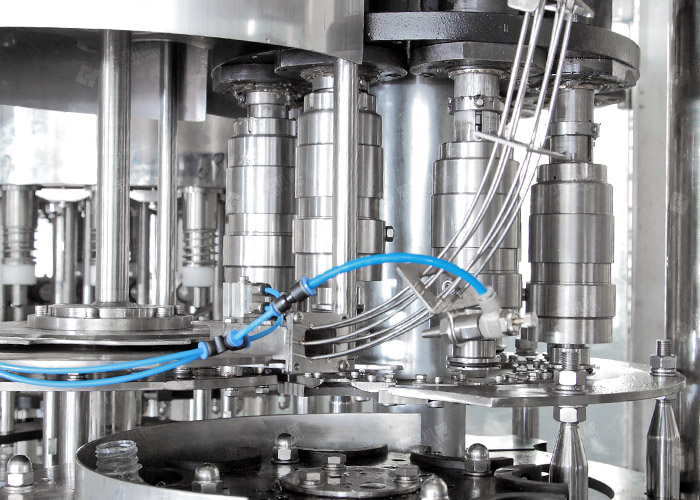 四合一礦泉水灌裝設備 四合一礦泉水灌裝設備